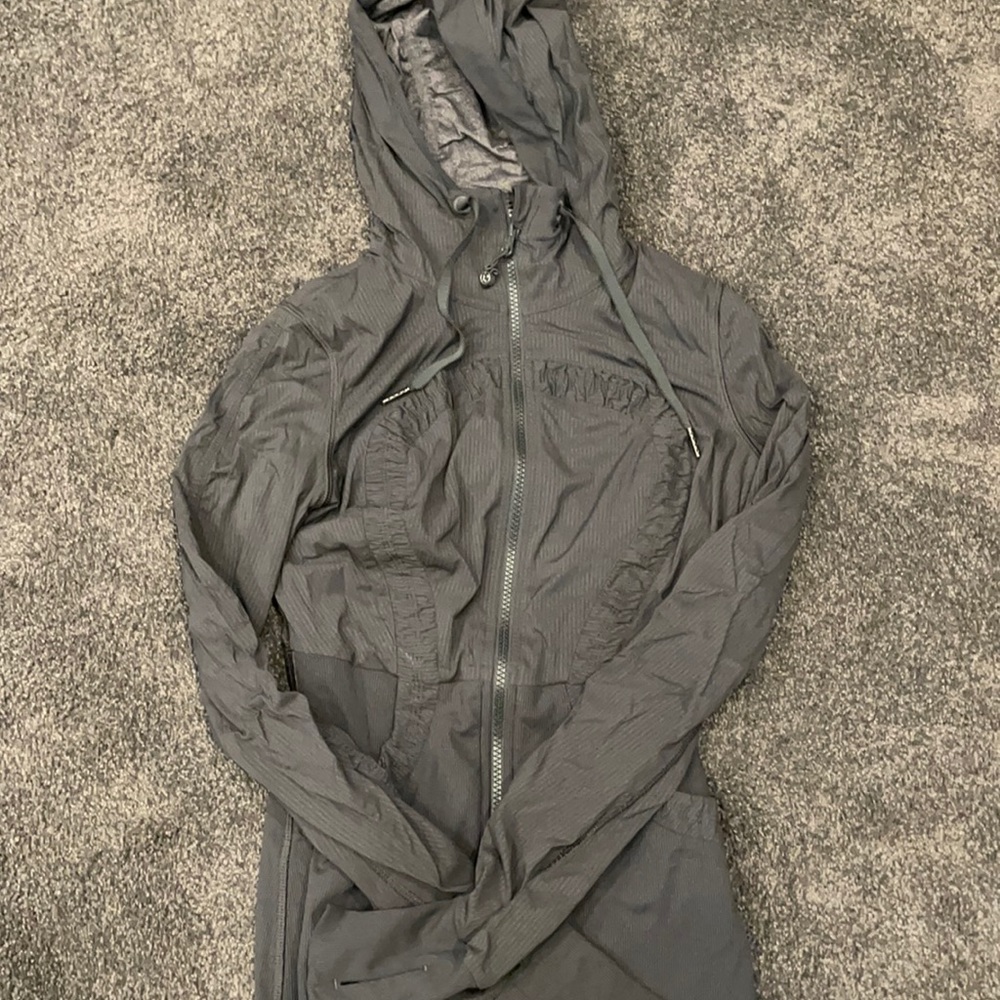 lululemon zip up